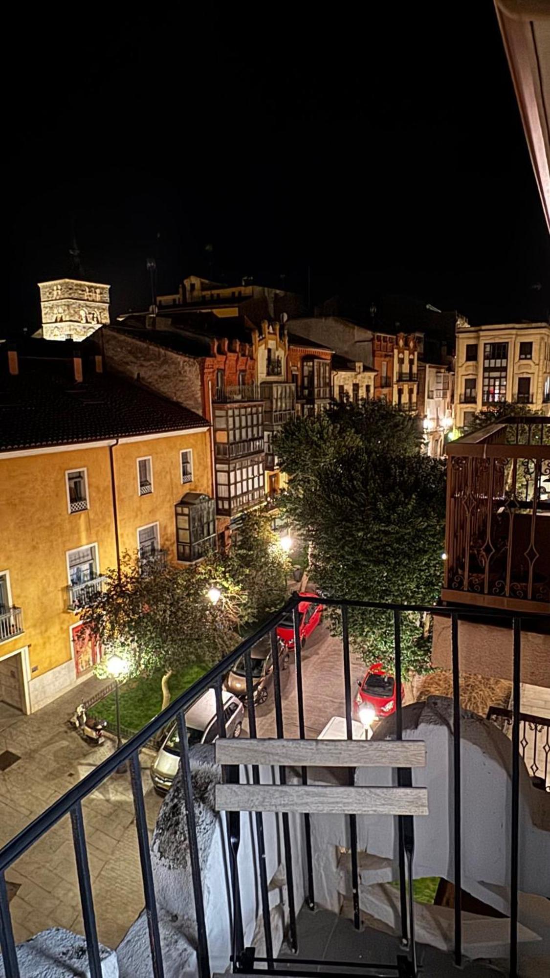 Costanilla Turismo Apartment Zamora Bagian luar foto